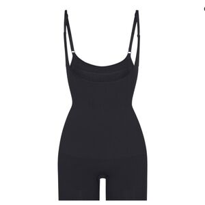 SKIMS Seamless Sculpt Open Bust Bodysuit MEDIUM